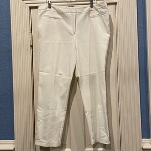 Chicos white ankle pants, size 3